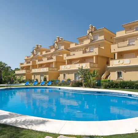 Apartamentos Vista Real-3